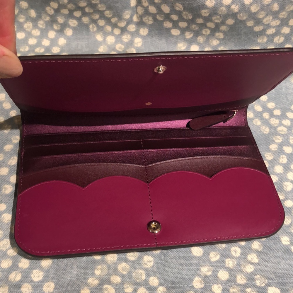 🆕 NWT Kate spade wallet, FREE shipping